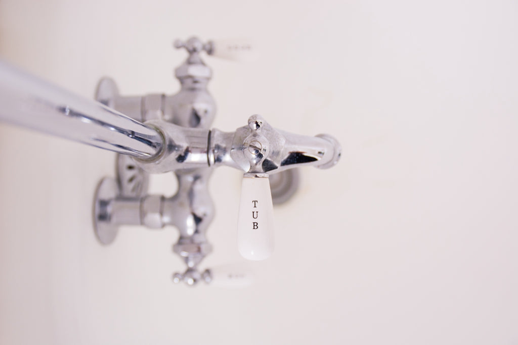 New Bathroom Faucets: What You Need to Know Before You Buy